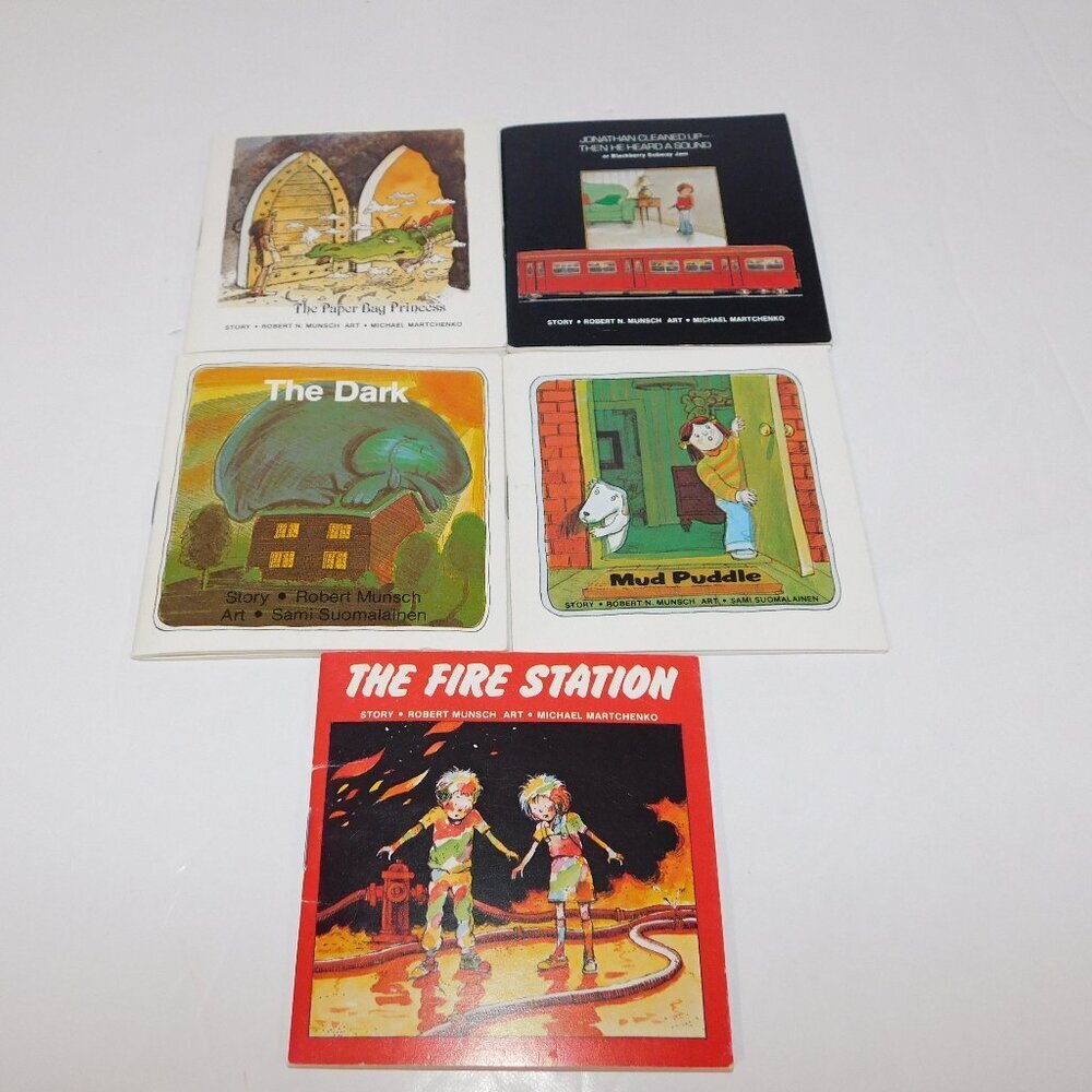 Robert Munsch Miniature mini Books Set 5 VTG 1990 Classic Annikins
